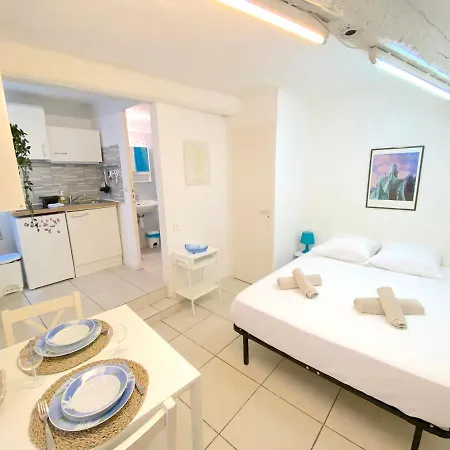 Daire Studio A 20 Metres Du Port *