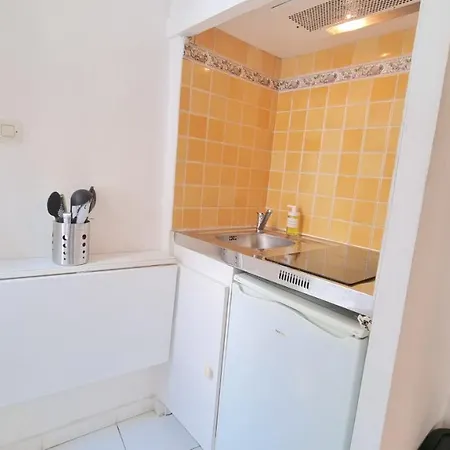 Daire Studio A 20 Metres Du Port Toulon
