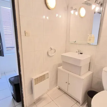Studio A 20 Metres Du Port Toulon